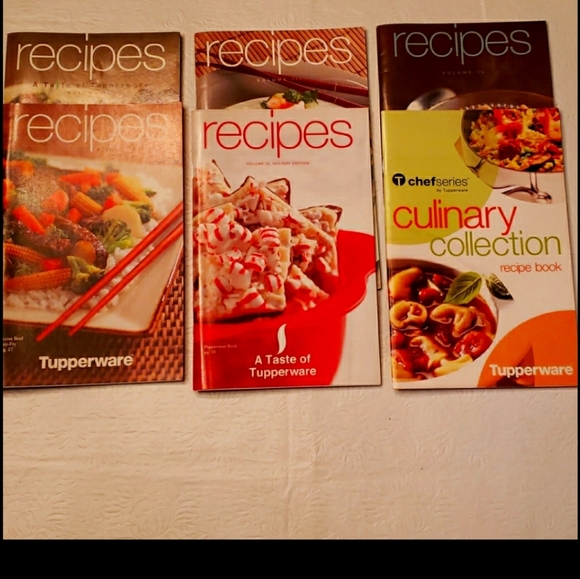 Tupperware Oval Microwave Cooker + 6 recipe books - Picture 4 of 4